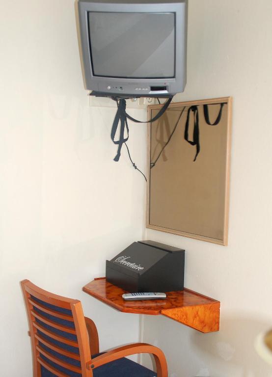 Budget Hostel Bargain Toko Амстердам Номер фото